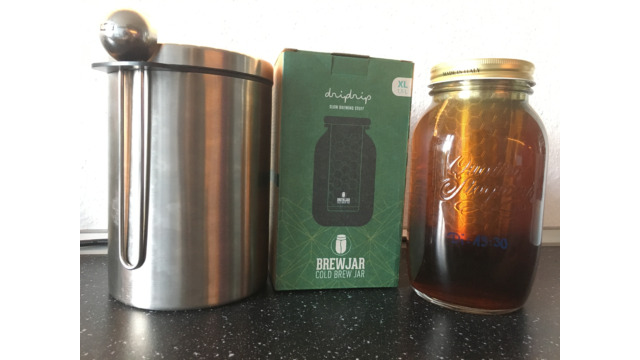 Kaffee mit Datum/Uhrzeit beschriften und 2 Tage ziehen lassen